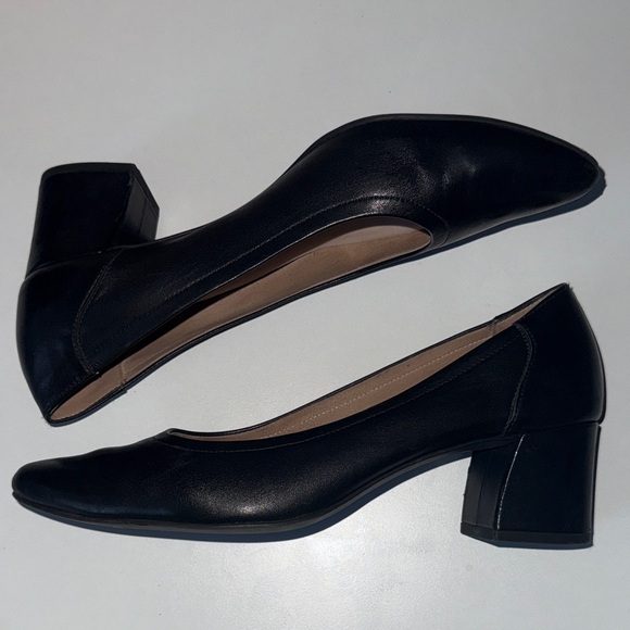 Paul Green Black Soft Leather Block Heel Pumps Almond Toe - Picture 1 of 5